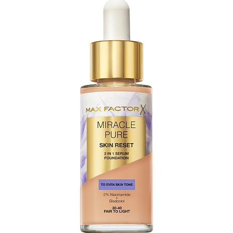 Max Factor Foundation 02 Fair to Light