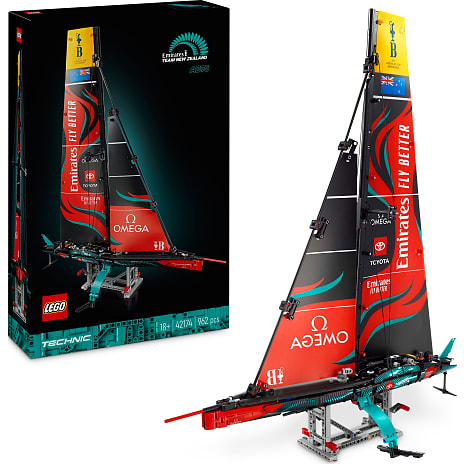 LEGO Technic Emirates Team New Zealand AC75-yacht 42174