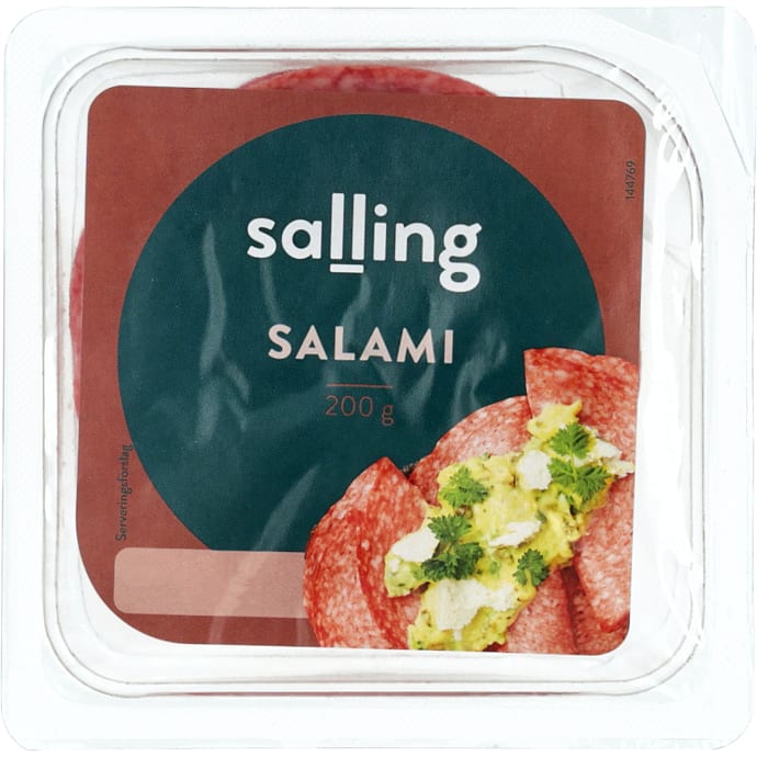 Rød salami i skiver