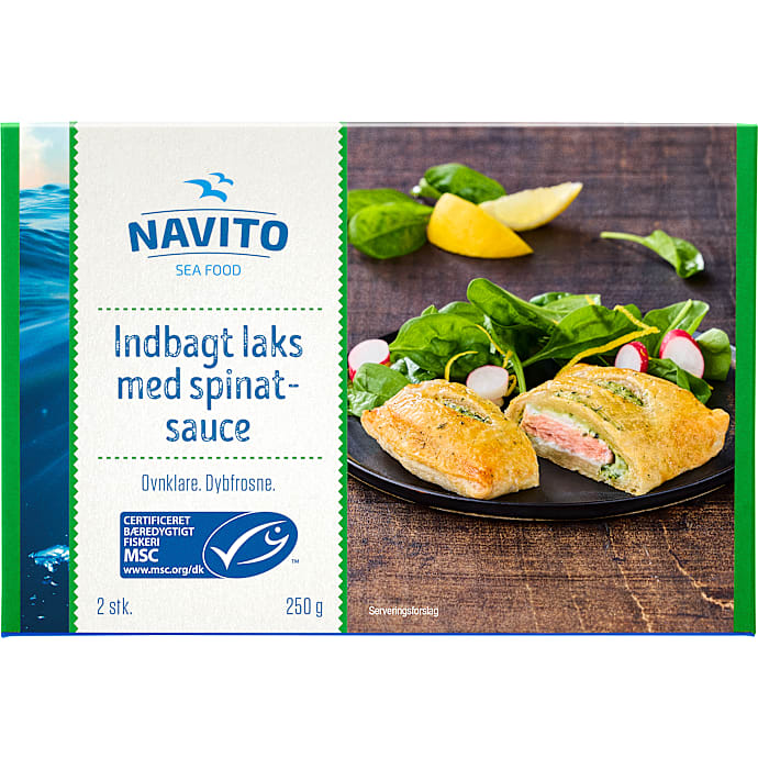 Indbagt laks med spinatsauce