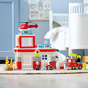 LEGO DUPLO Brandstation og helikopter | på