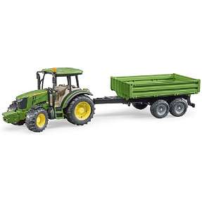 John Deere 5115M med trailer