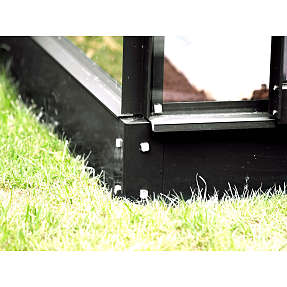 Sortlakeret stålsokkel 9900