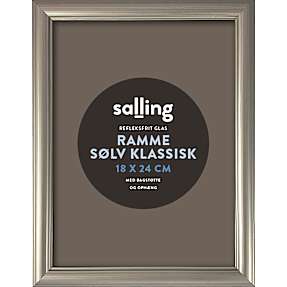 Klassisk sølvfarvet ramme m. refleksfrit glas - 18x24 cm