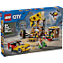 LEGO City Pizzeria med udbringningsfartøjer 60496