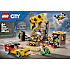 LEGO City Pizzeria med udbringningsfartøjer 60496