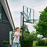 Salta Basketball stander center