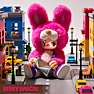 Rebel Bear Mystery Box bamse 18 cm - flere varianter - assorteret