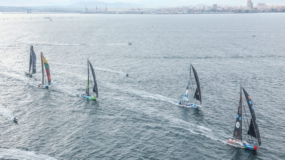 Ocean Race fem både i ræs på vandet