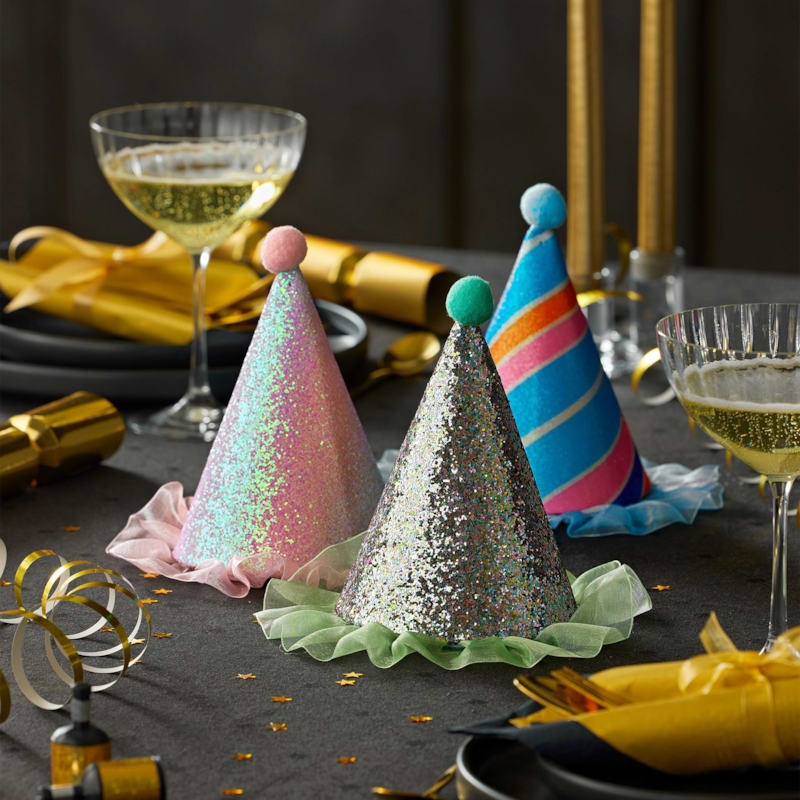 Sjove nytårshatte hos Bilka. 