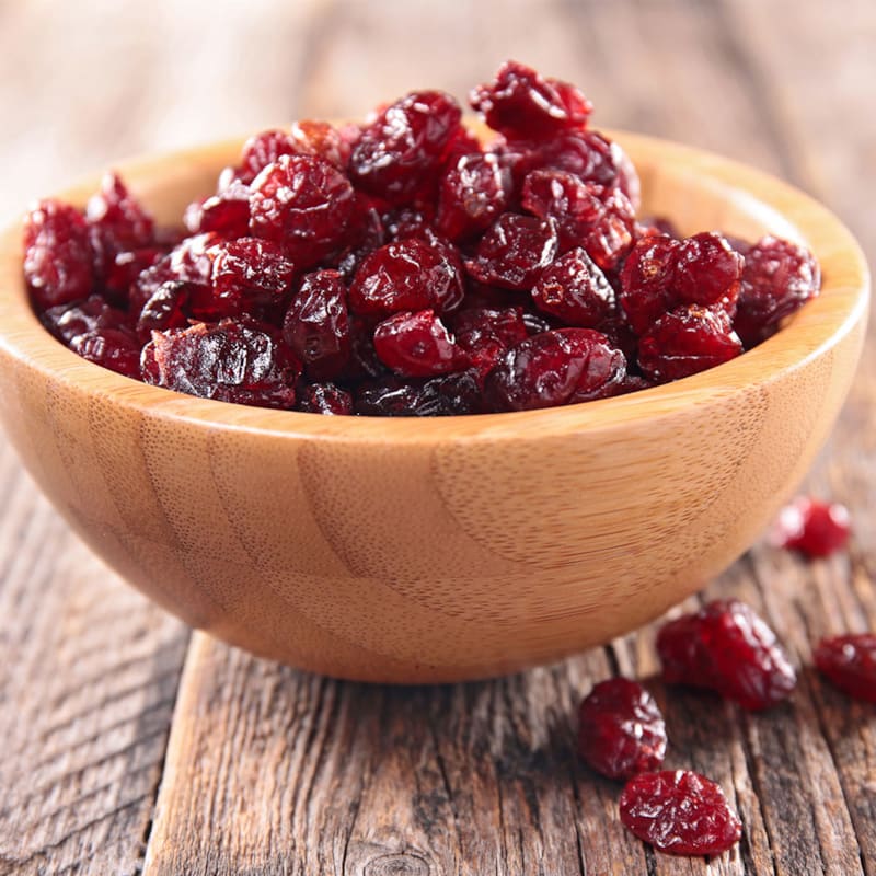 Tørrede tranebær i skål