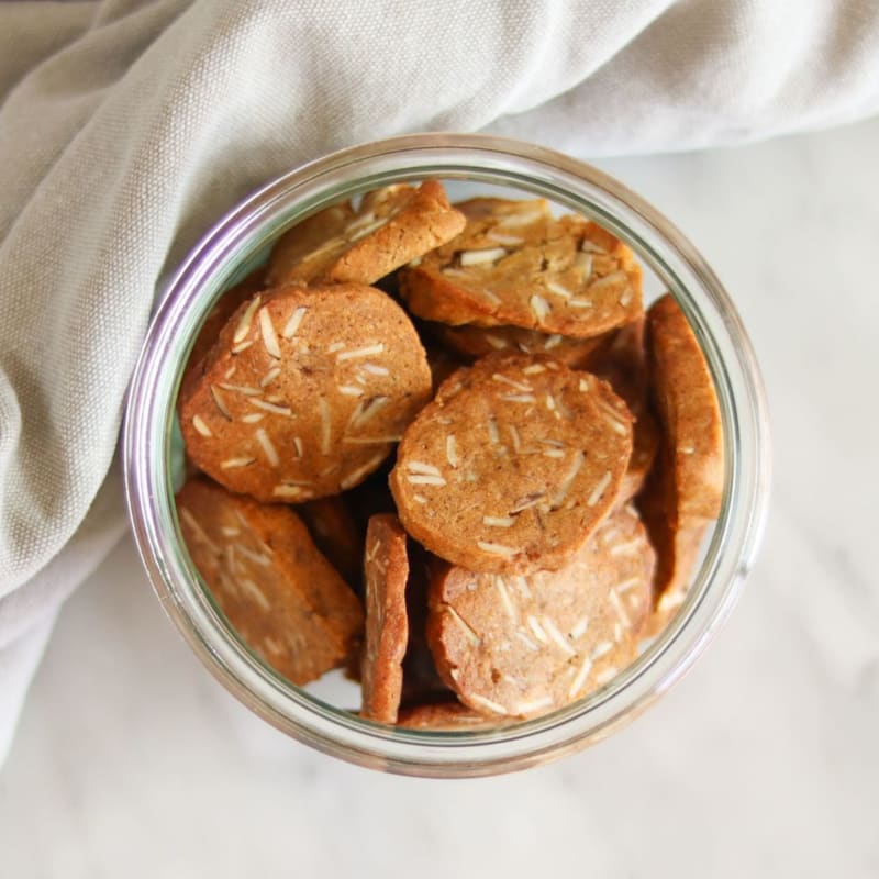 Brunkager med mandelflager