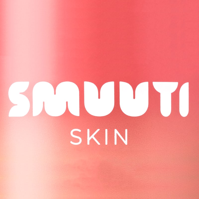 Smuuti Skin logo. Køb Smuuti Skin hos BilkaToGo.