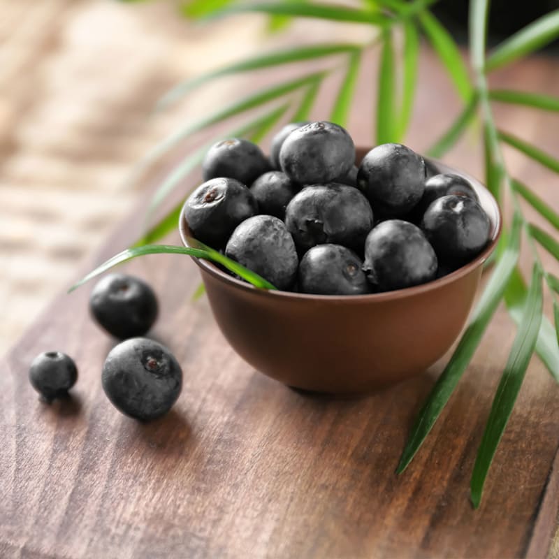 Acaibær i træskål