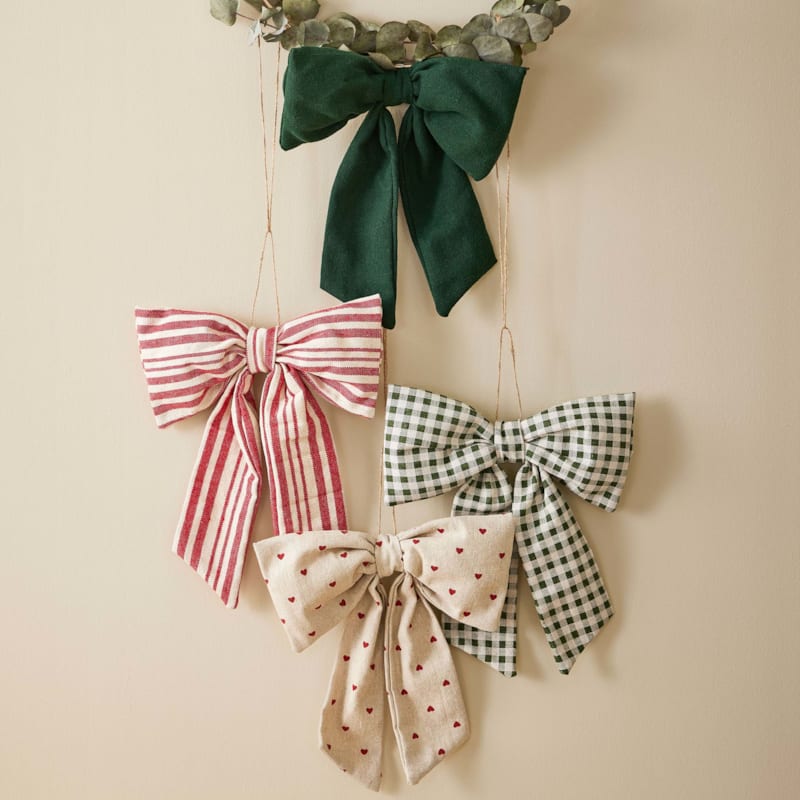 Køb fine julesløjfer til at pynte hjemmet på Bilka.dk.