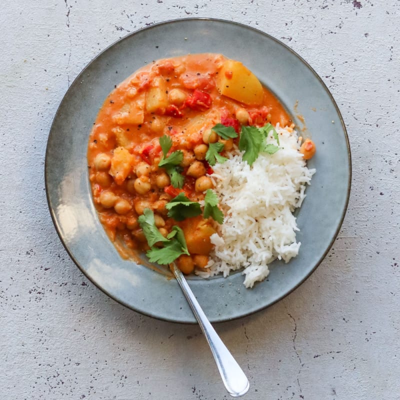 Kikærtegryde med ris og urter