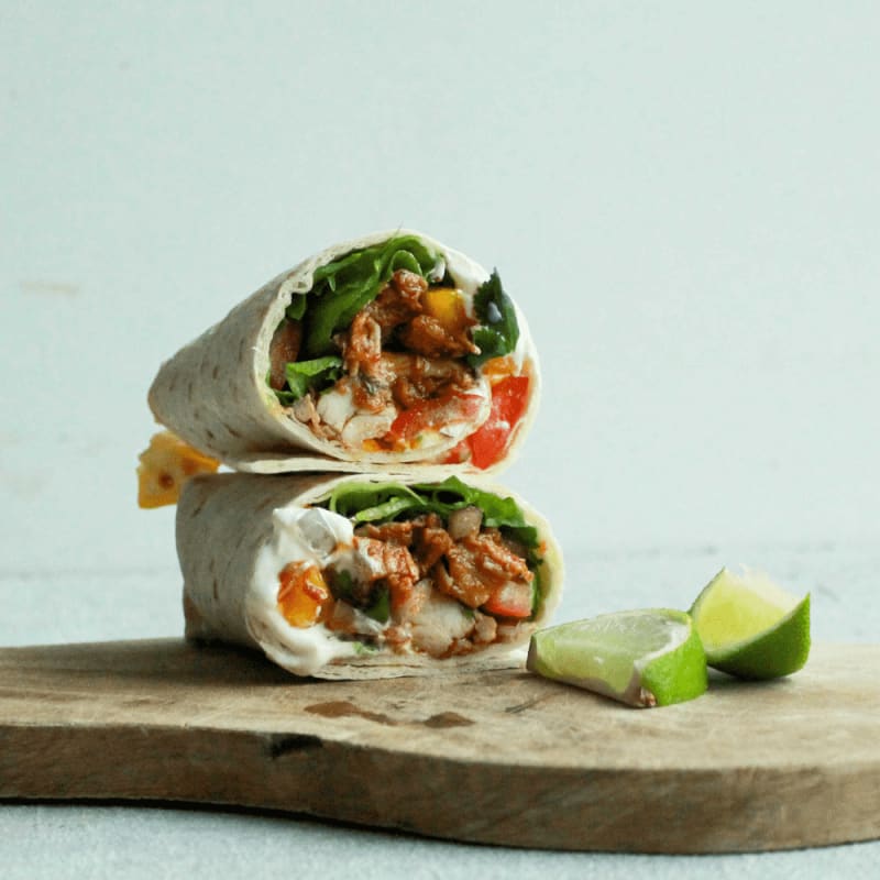 Burritos med pulled chicken og grønsager