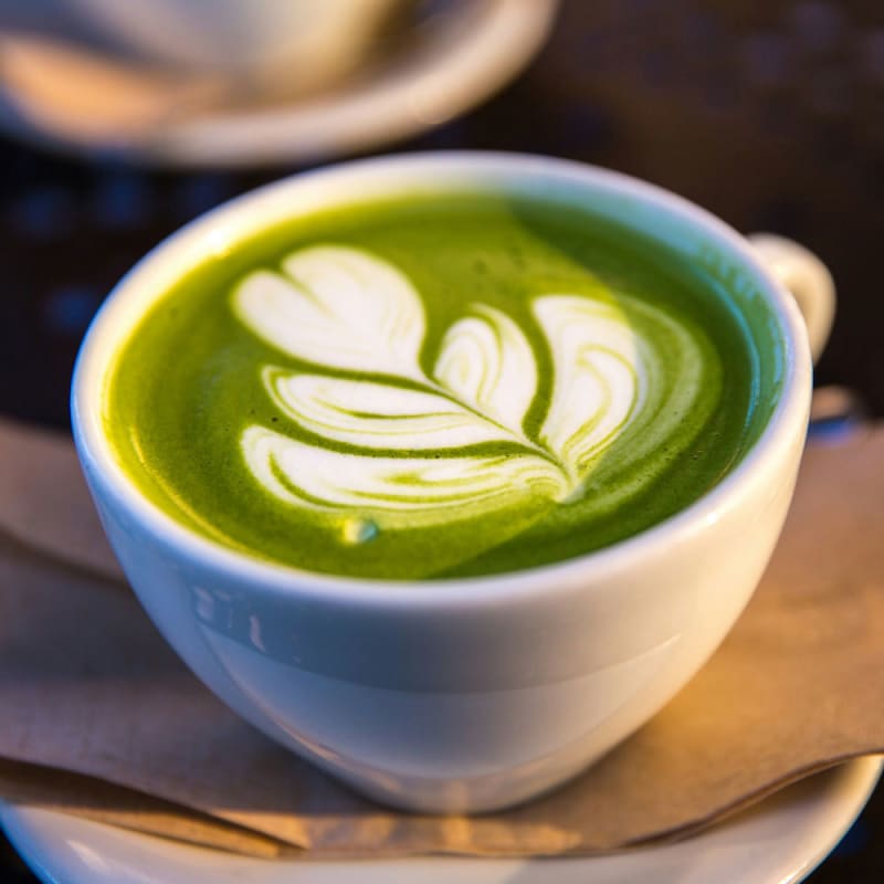 Find en matcha latte opskrift hos BilkaToGo