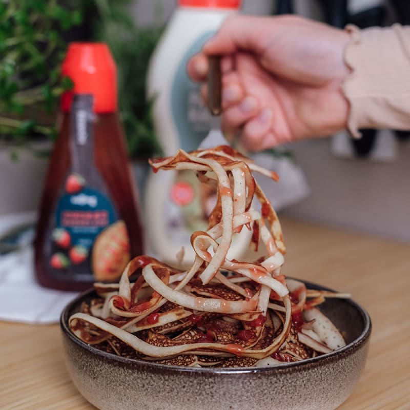 Pandekage spaghetti. Sjov opskrift. Se hos BilkaToGo.