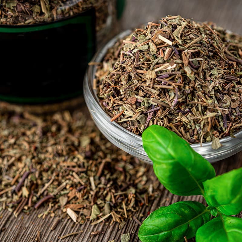 Herbes de proviance krydderi i skål