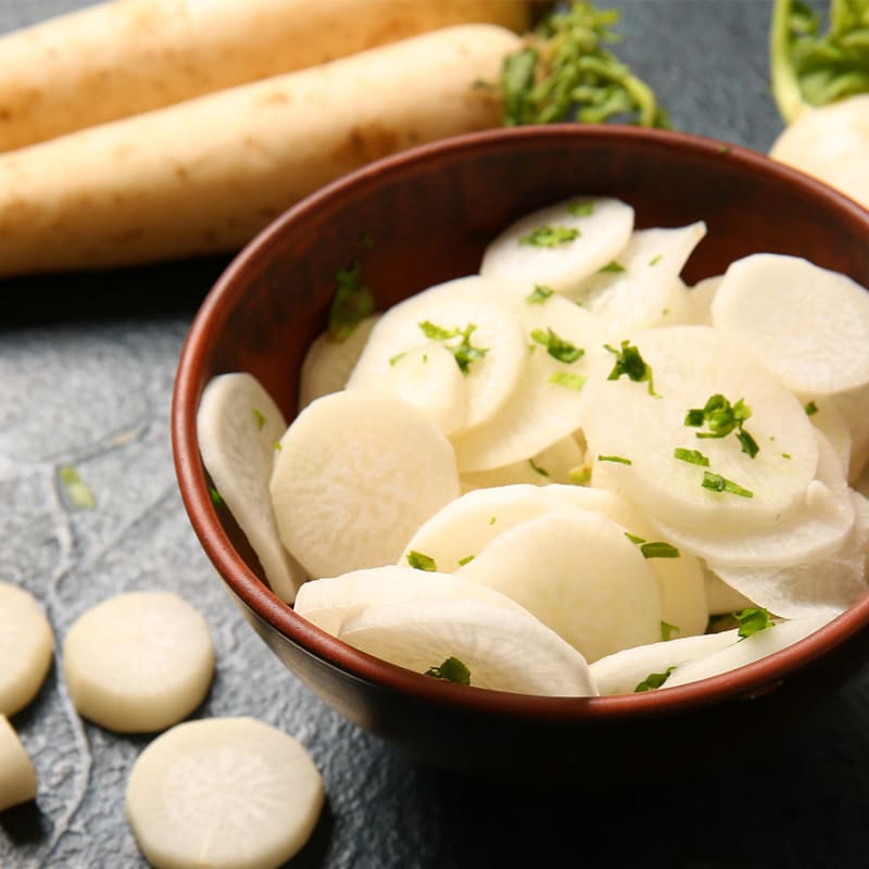 Daikon/kinaradise i skål