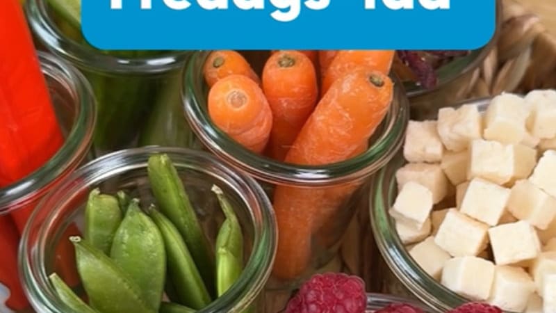 Lav et lækkert snackfad til hele familien med BilkaToGo. Vælg blandt vores udvalg af snacks, frugter, nødder, chips og chokolade. 